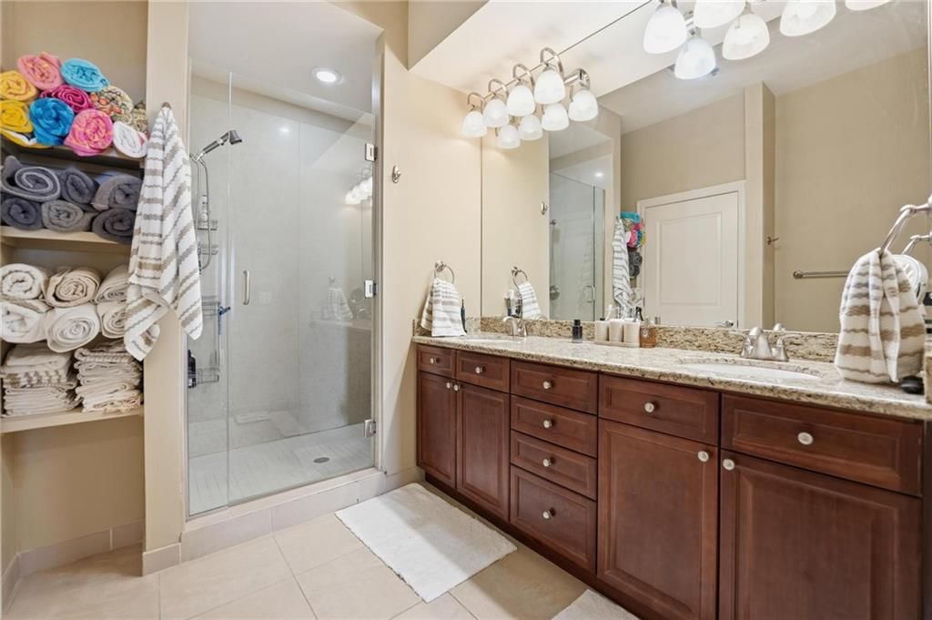3800 N Mulberry Drive — photo 18