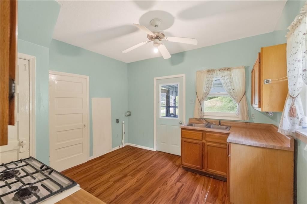 401 N Adams Street — photo 12