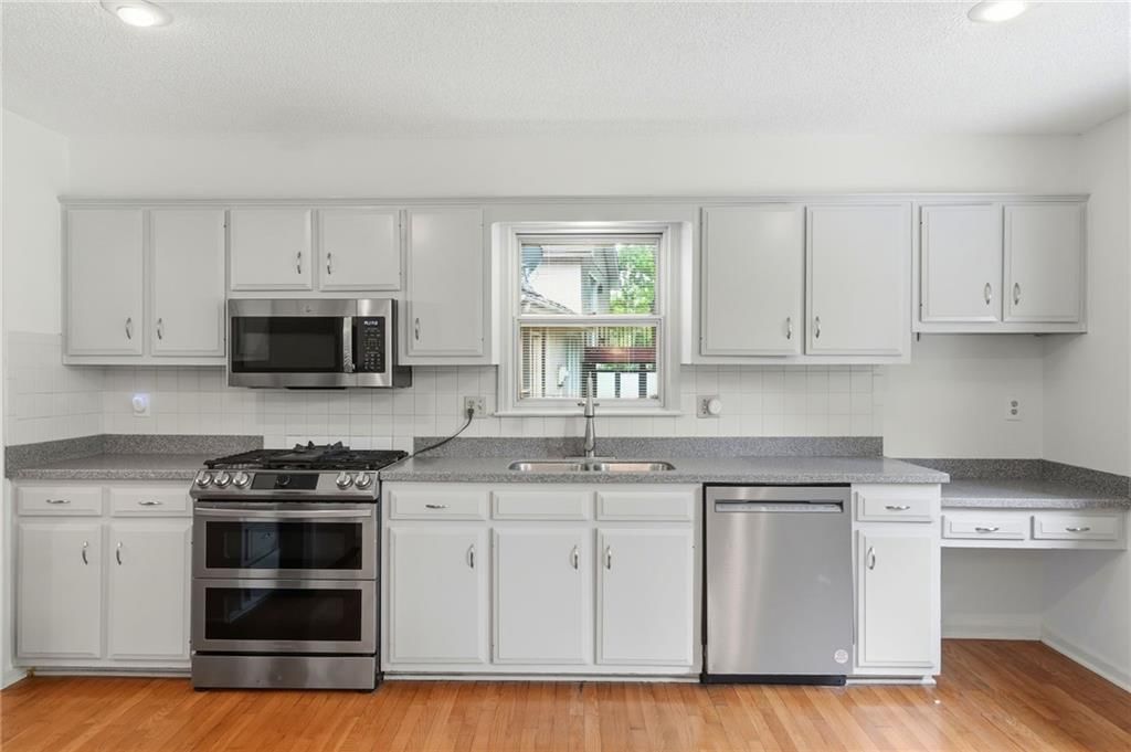 11809 Rosehill Road — photo 11