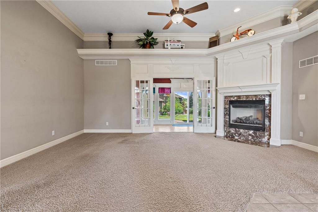 1709 Cambridge Circle — photo 15