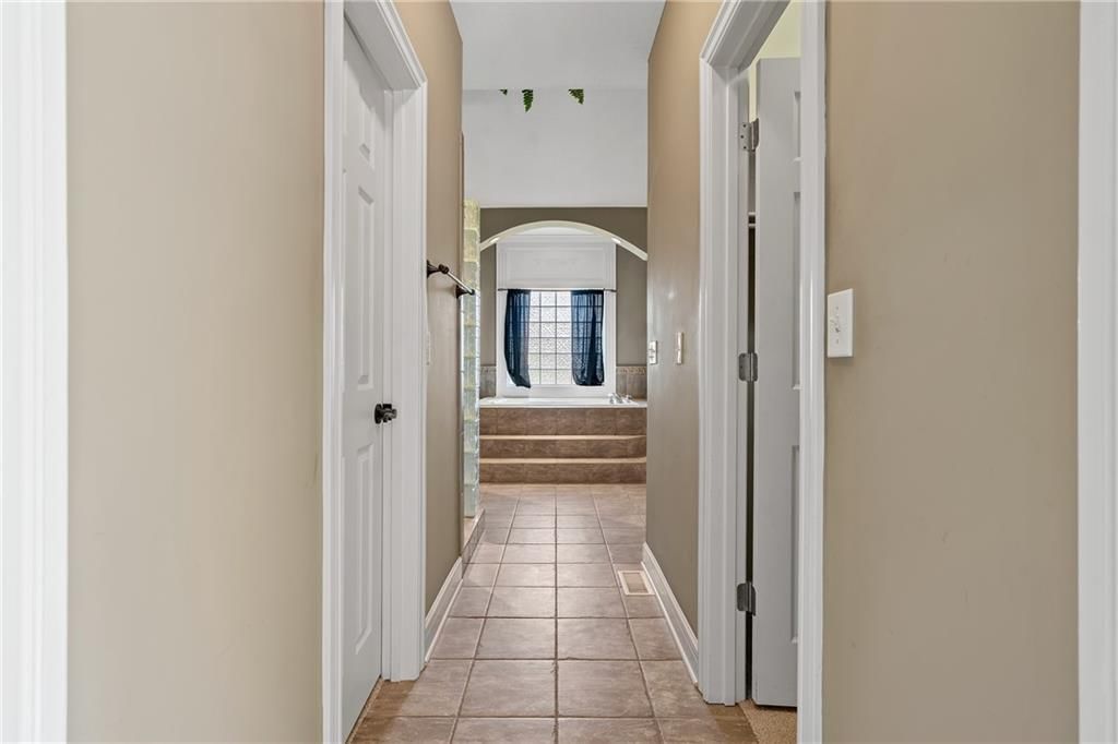 1709 Cambridge Circle — photo 20