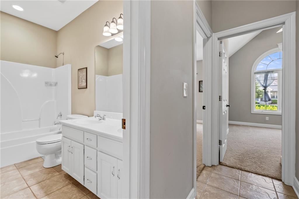 1709 Cambridge Circle — photo 24