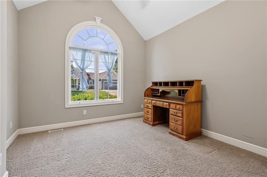 1709 Cambridge Circle — photo 27