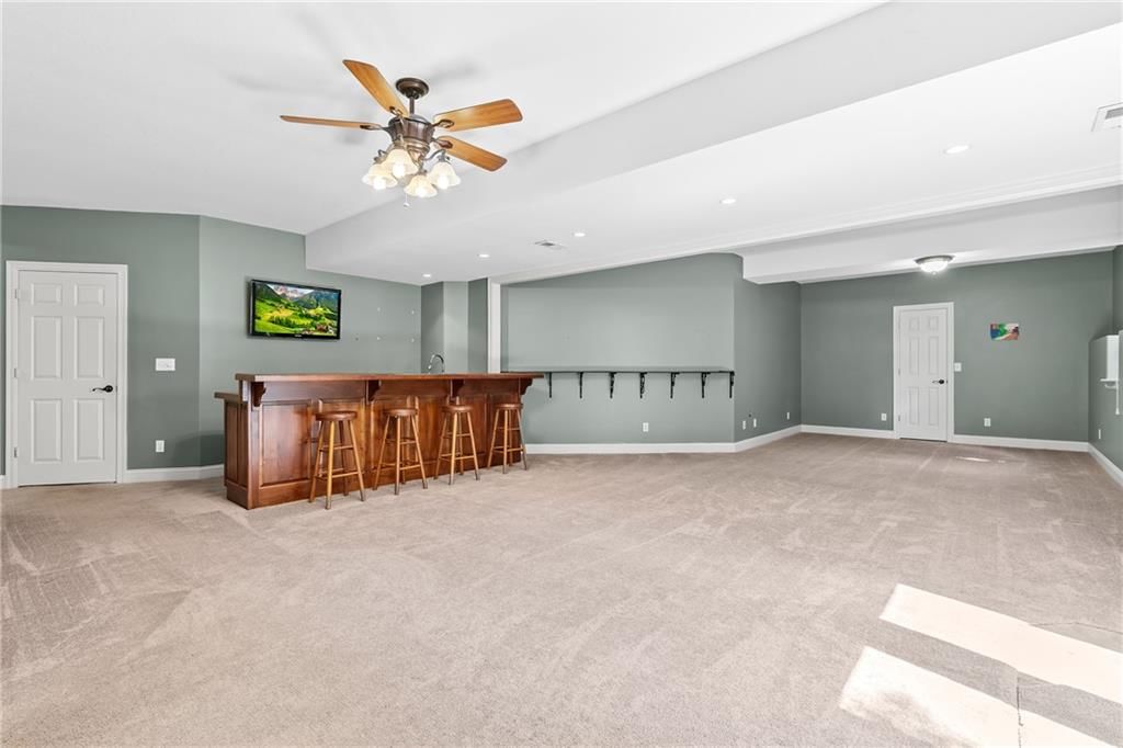 1709 Cambridge Circle — photo 29
