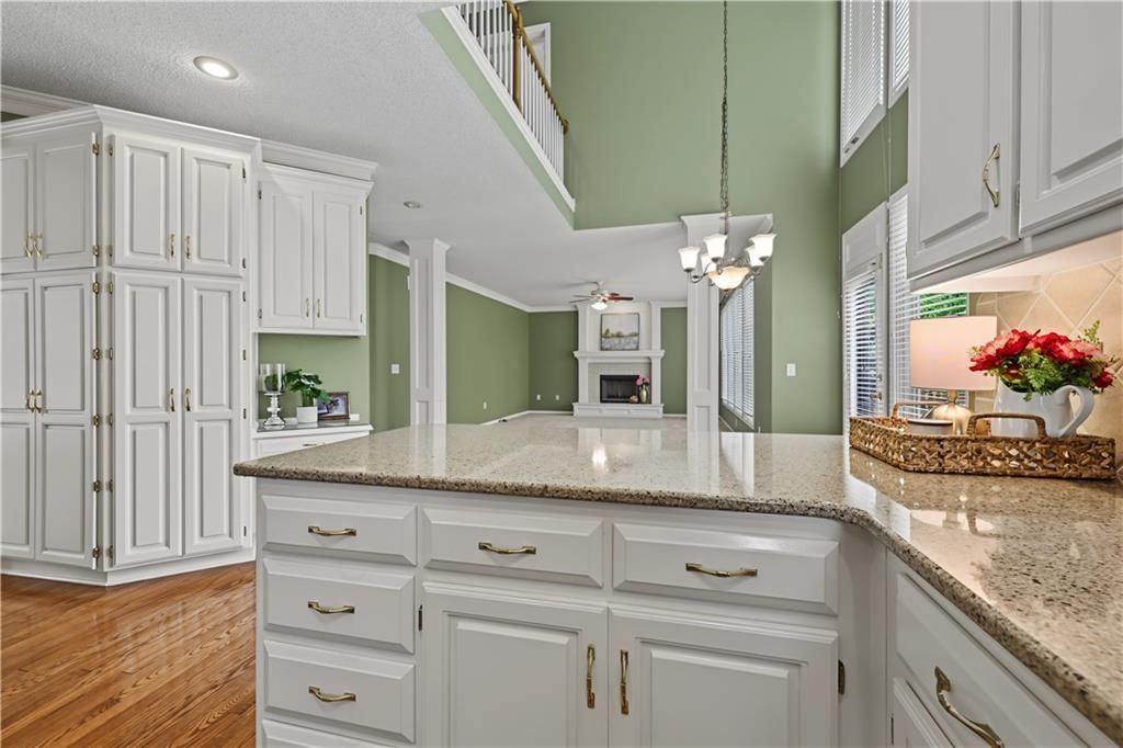 15727 S Widmer Street — photo 8