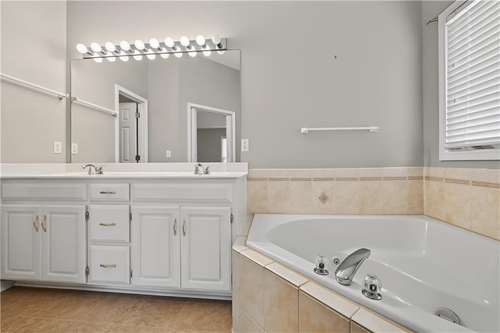 15727 S Widmer Street — photo 18