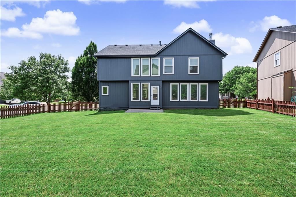15727 S Widmer Street — photo 31