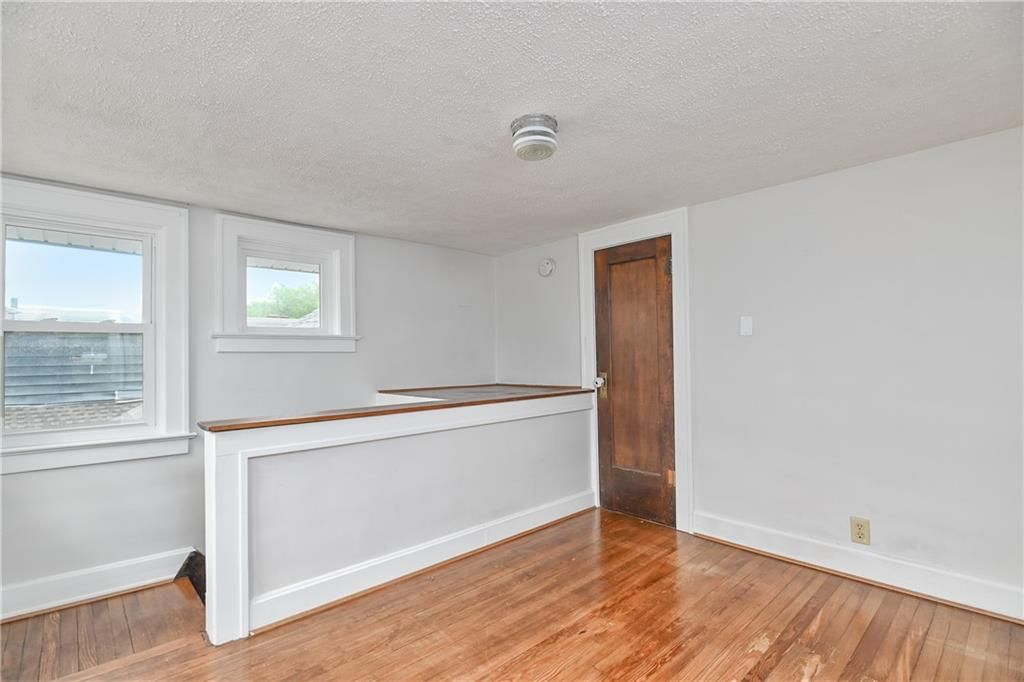 7530 Oak Street — photo 23