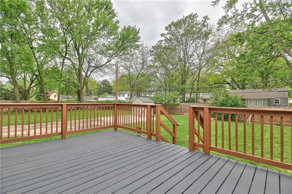7530 Oak Street — photo 27