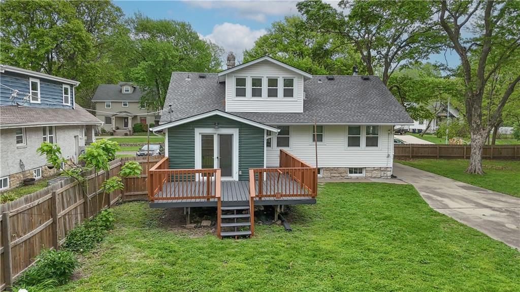 7530 Oak Street — photo 30