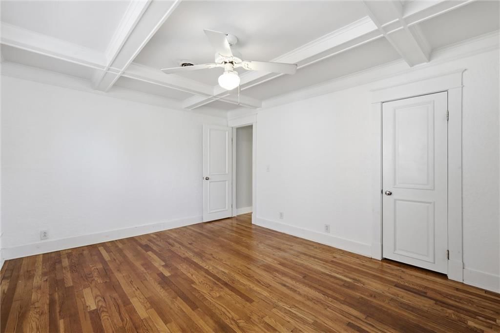 1116 W 41st Terrace — photo 27