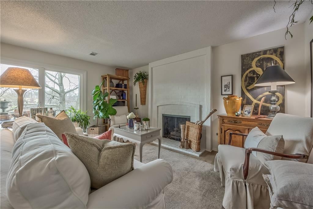 10746 Glenwood Street — photo 18