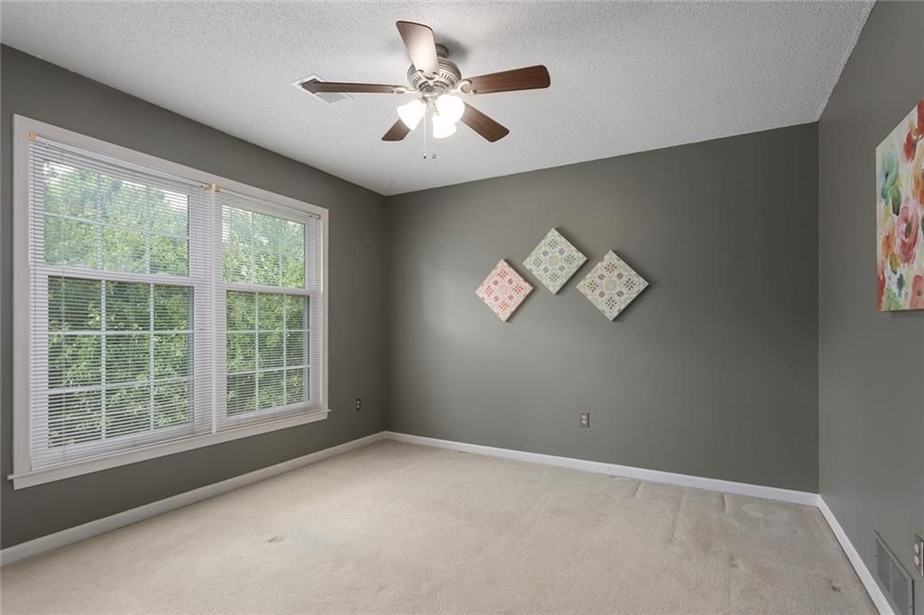 12628 Grandview Street — photo 34