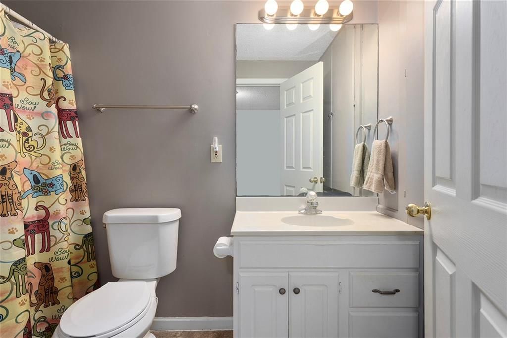 12628 Grandview Street — photo 44