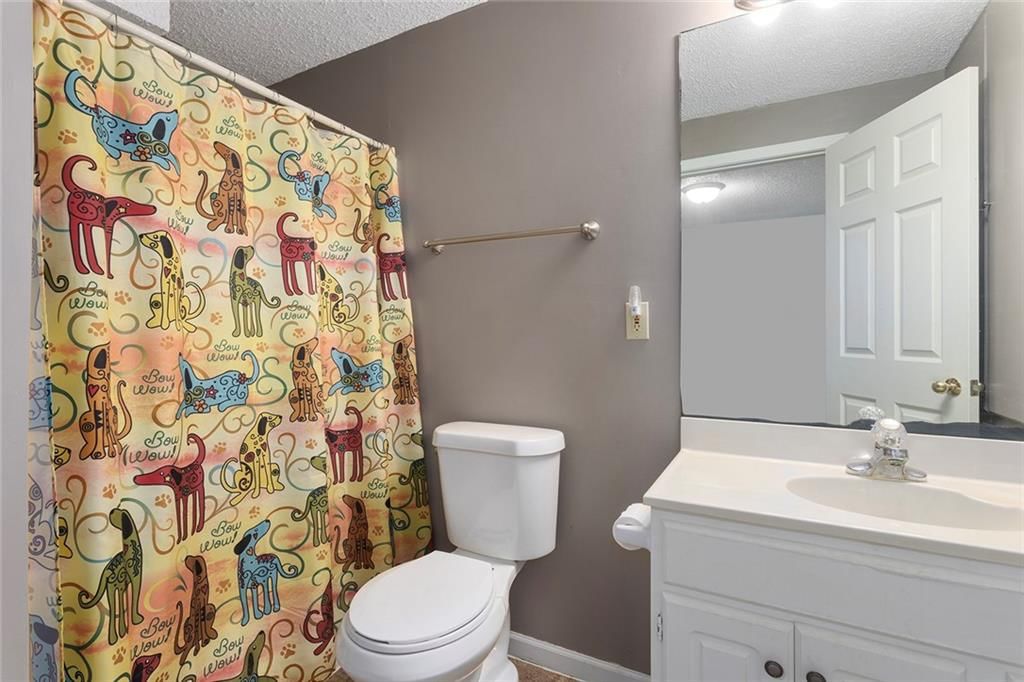 12628 Grandview Street — photo 45