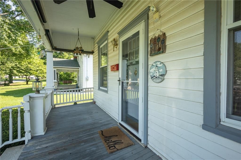 705 S Fuller Avenue — photo 4