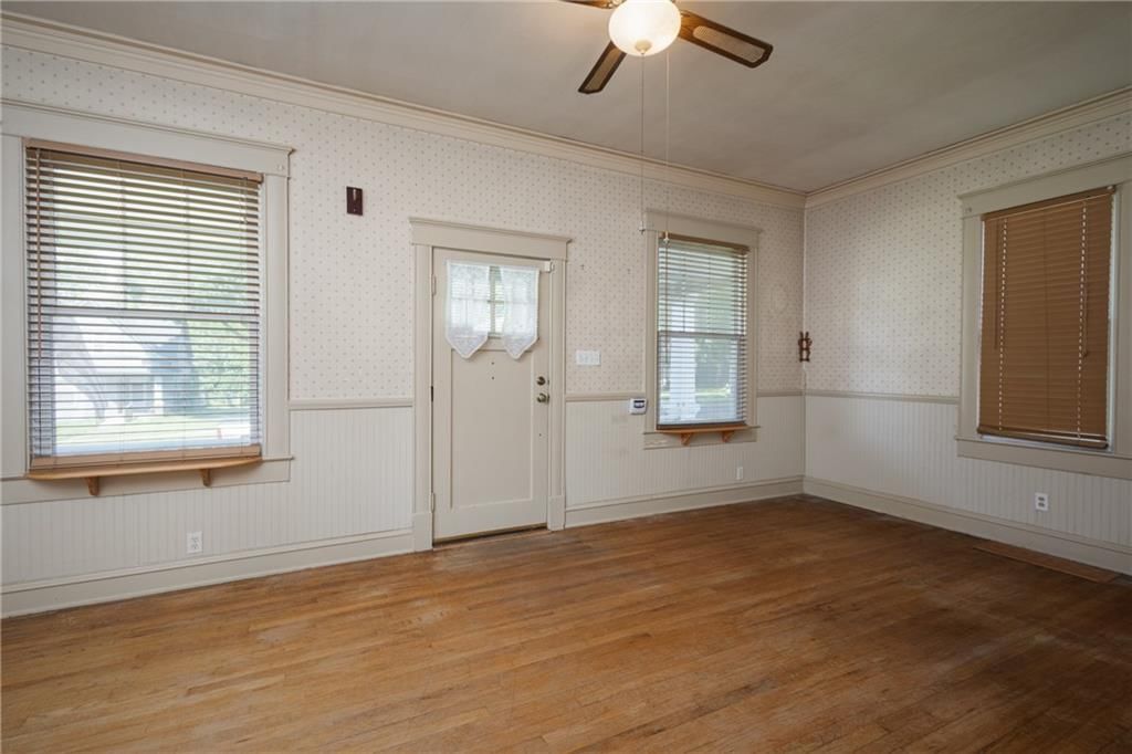 705 S Fuller Avenue — photo 6