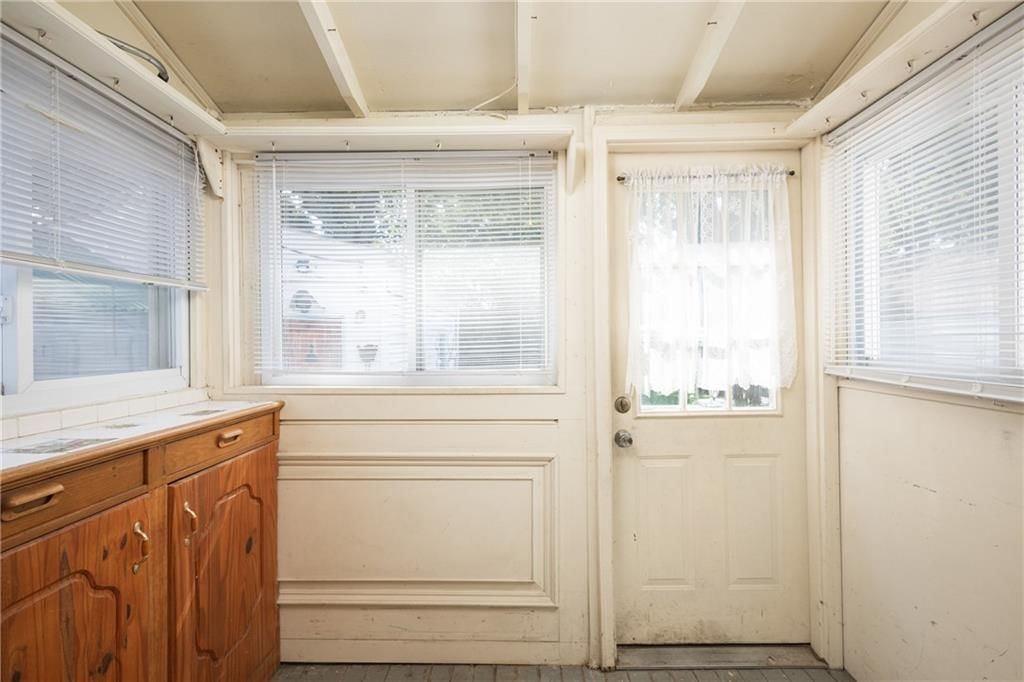 705 S Fuller Avenue — photo 17