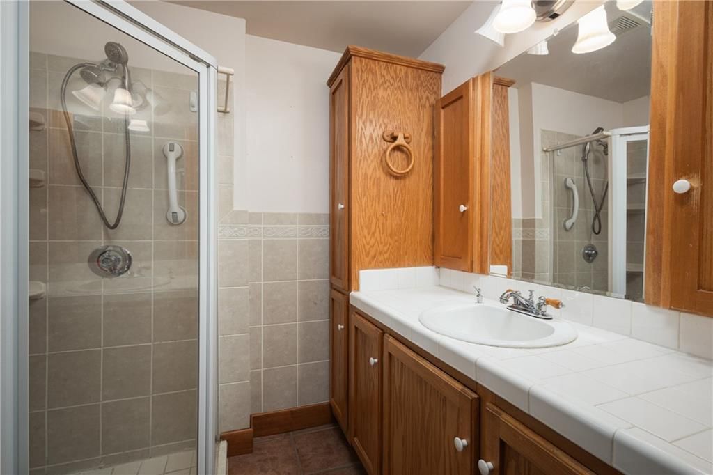 705 S Fuller Avenue — photo 21