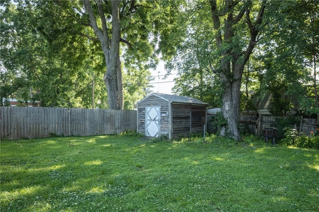 705 S Fuller Avenue — photo 33