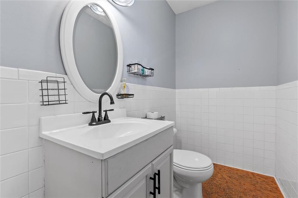 209 Augustus Drive — photo 19