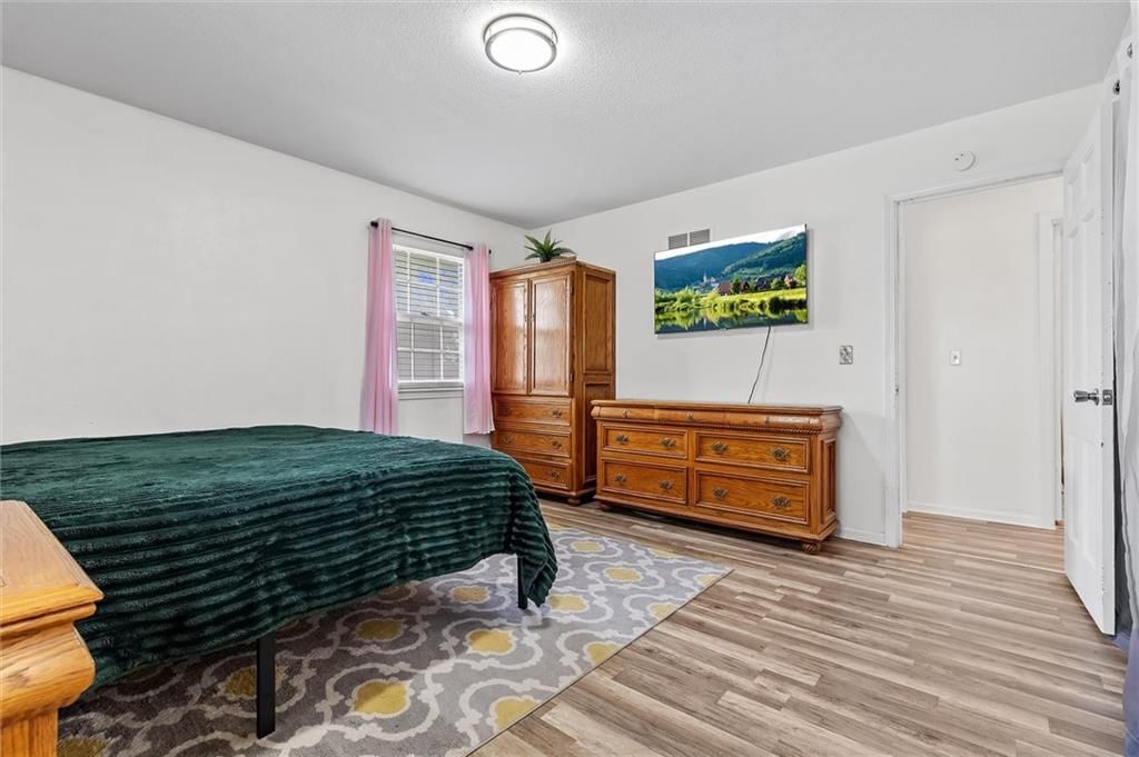 209 Augustus Drive — photo 20