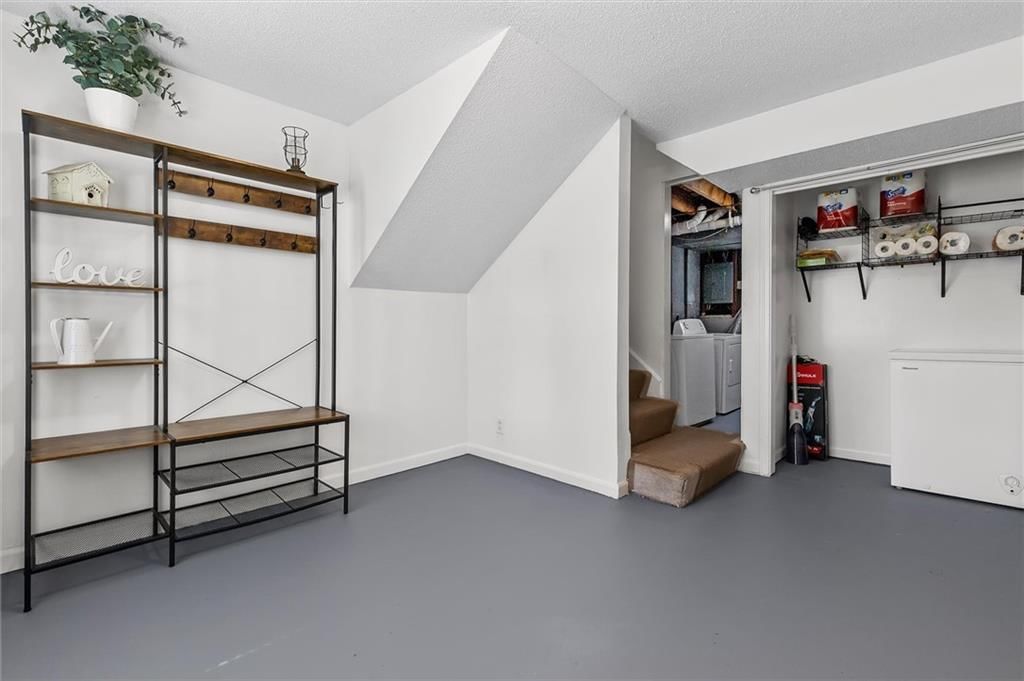 209 Augustus Drive — photo 22