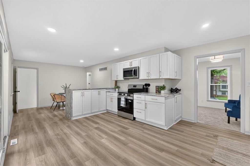 8313 E 104th Street — photo 12
