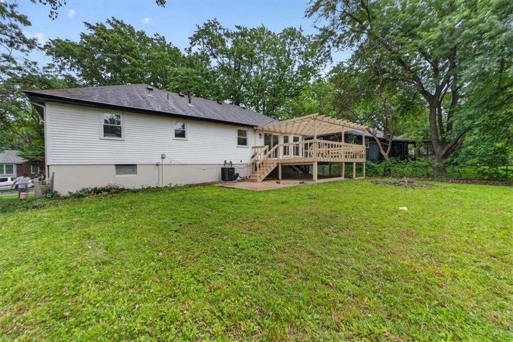 8313 E 104th Street — photo 31