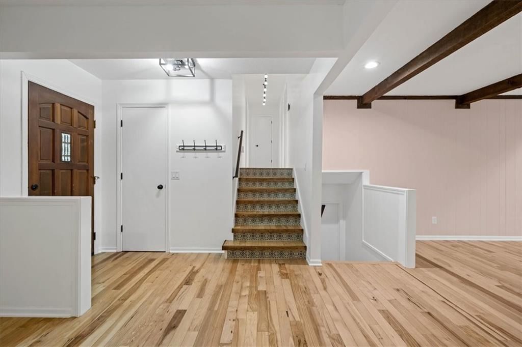 15125 S Locust Street — photo 8