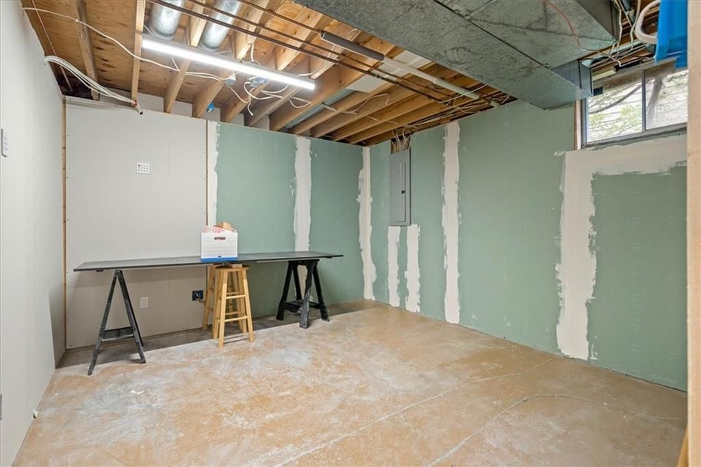 15125 S Locust Street — photo 26