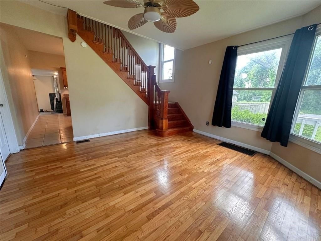401 E Mcpherson Street — photo 16