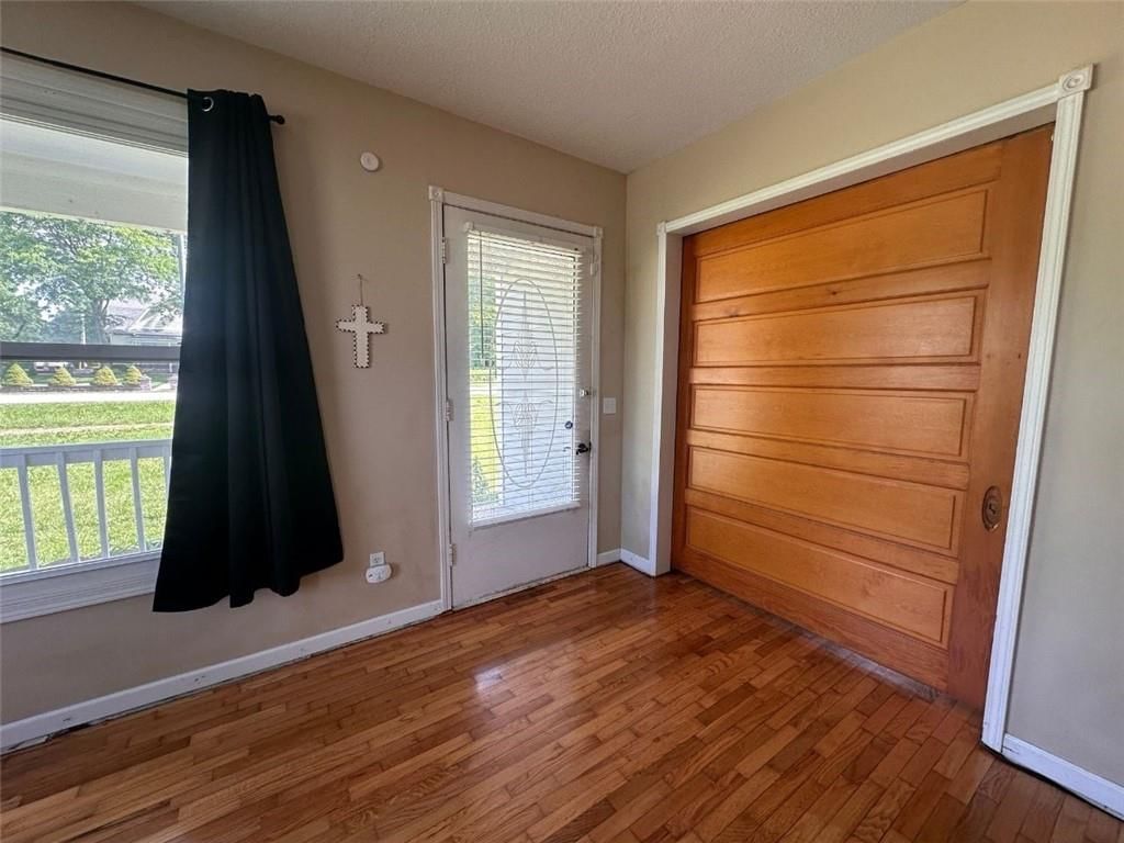 401 E Mcpherson Street — photo 18