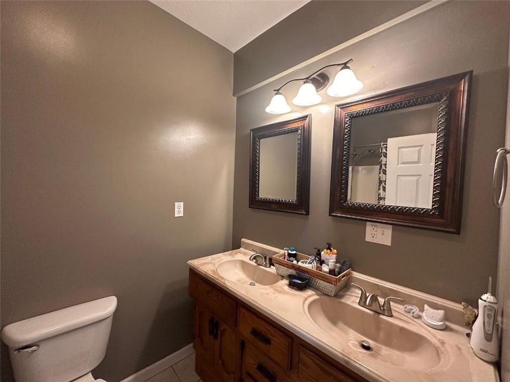 401 E Mcpherson Street — photo 33