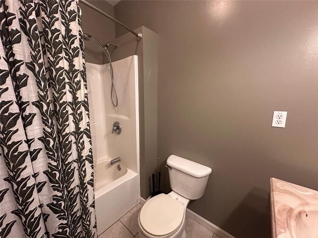 401 E Mcpherson Street — photo 34
