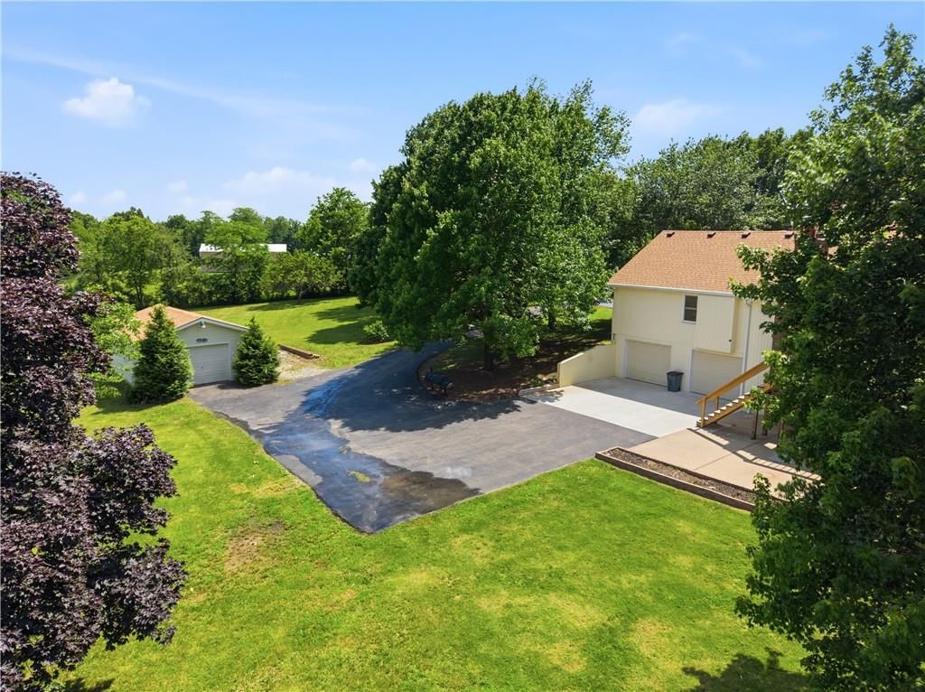 12306 E Brookfield Drive — photo 10