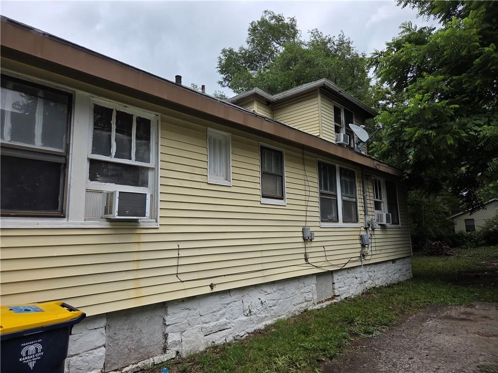 7103 COLLEGE Avenue — photo 4