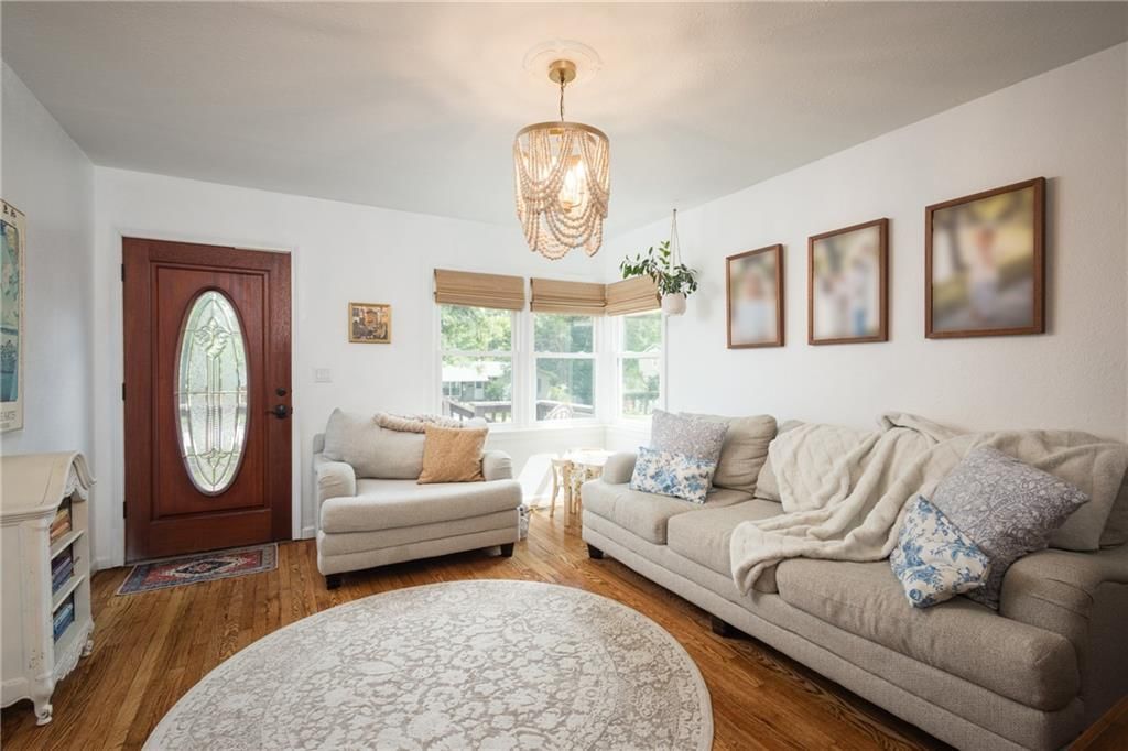 710 Broad Street — photo 15