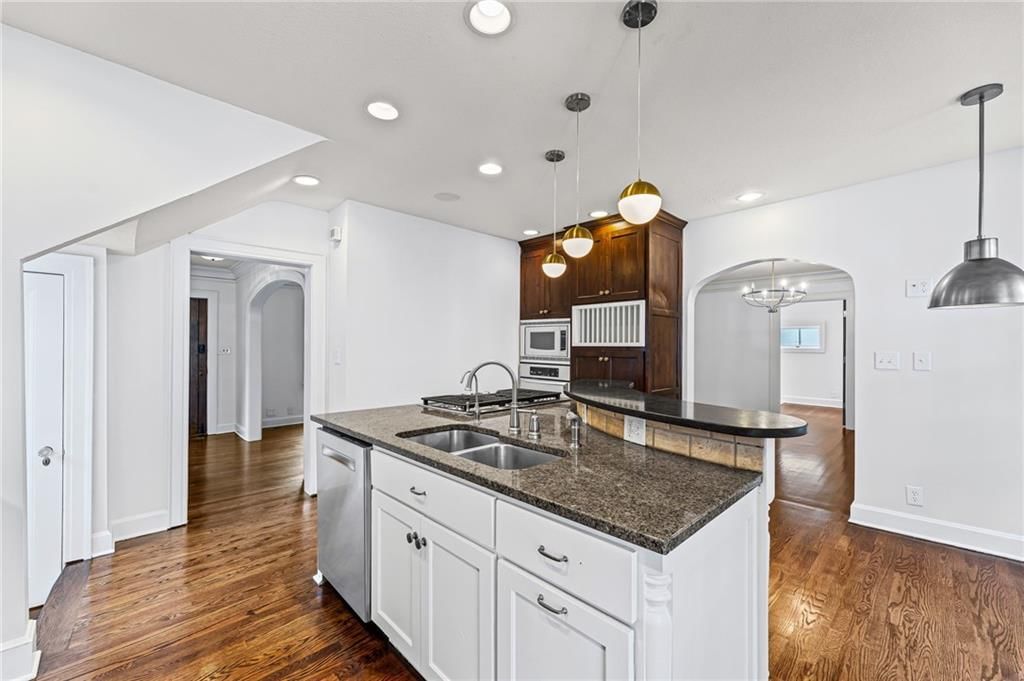 6642 Main Street — photo 17