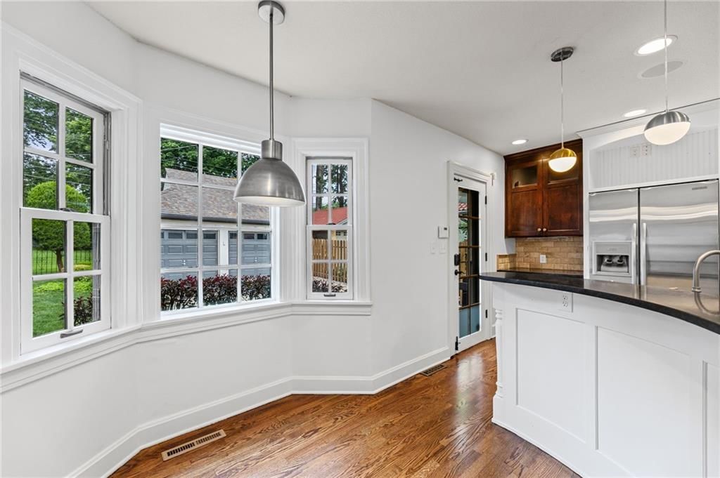 6642 Main Street — photo 20