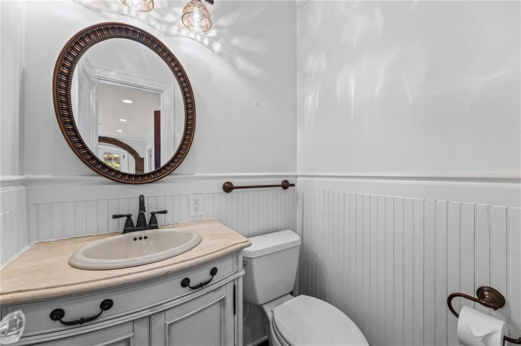 6642 Main Street — photo 24