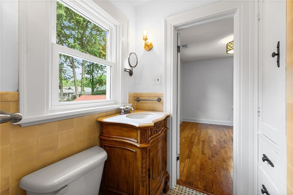 6642 Main Street — photo 36