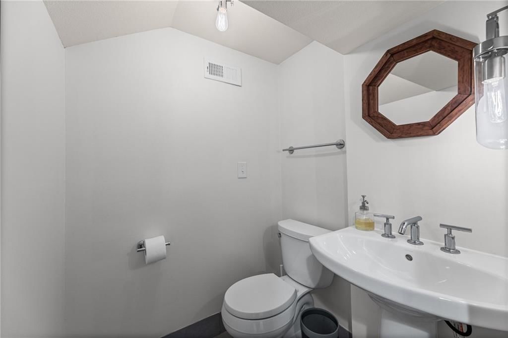6642 Main Street — photo 40
