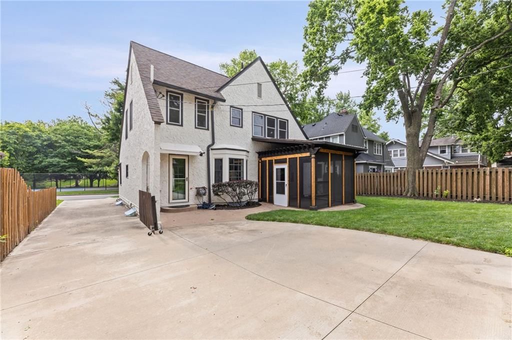 6642 Main Street — photo 48
