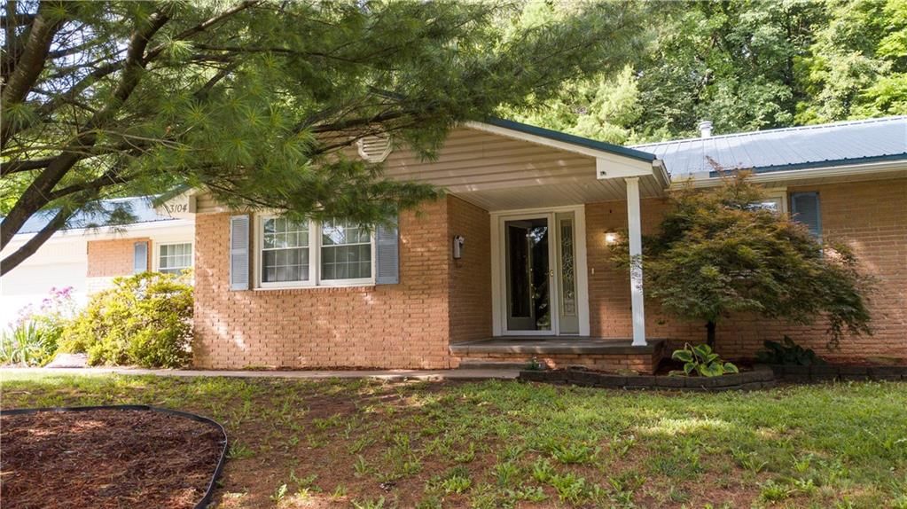 3104 Hampton Road — photo 2