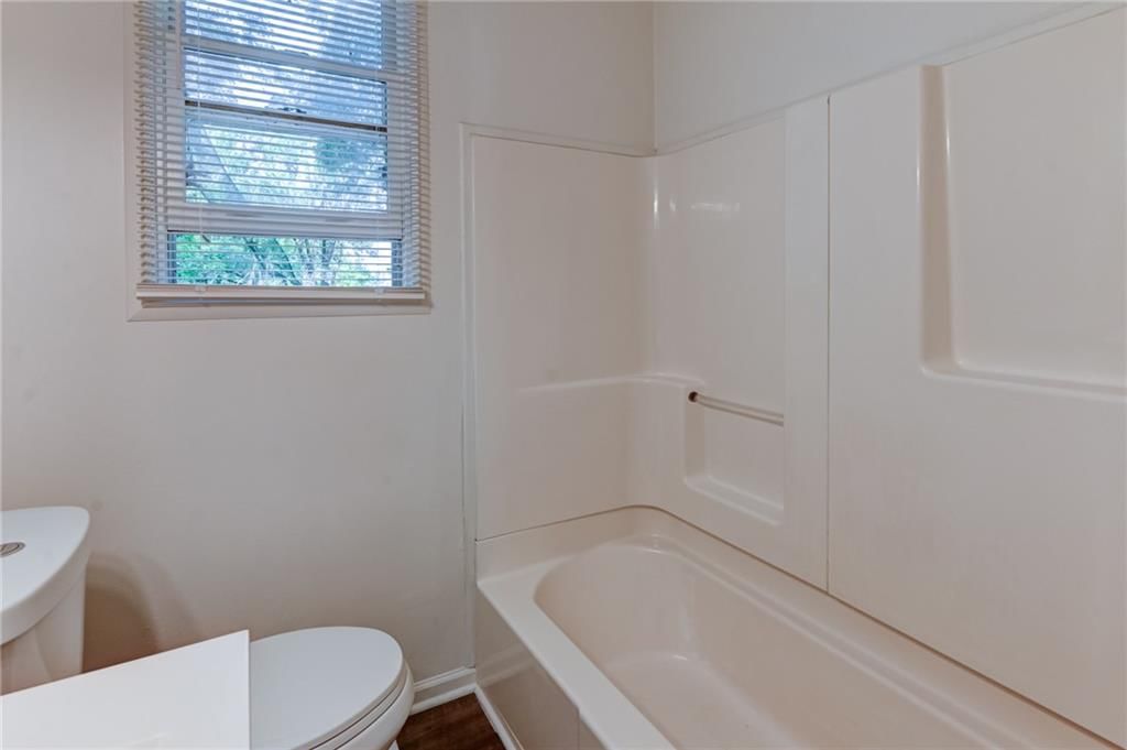 6314 E 149th Street — photo 13