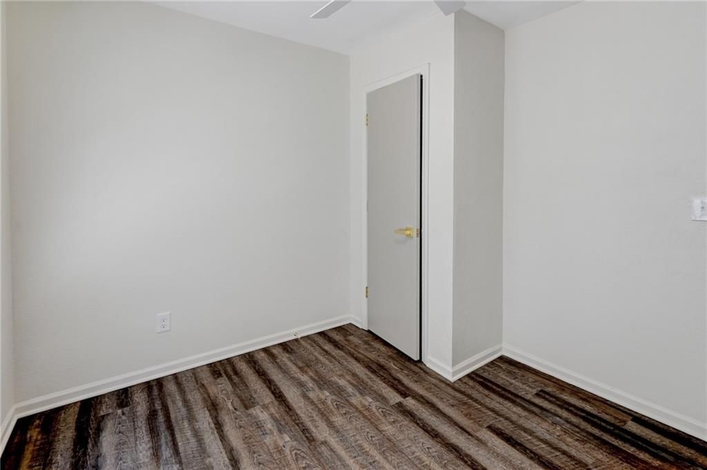 6314 E 149th Street — photo 25