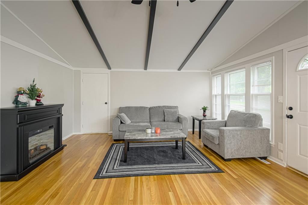 708 S CHESTNUT Avenue — photo 6