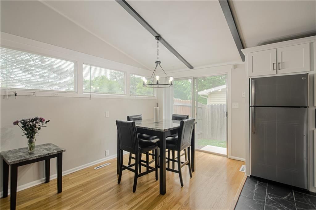 708 S CHESTNUT Avenue — photo 9