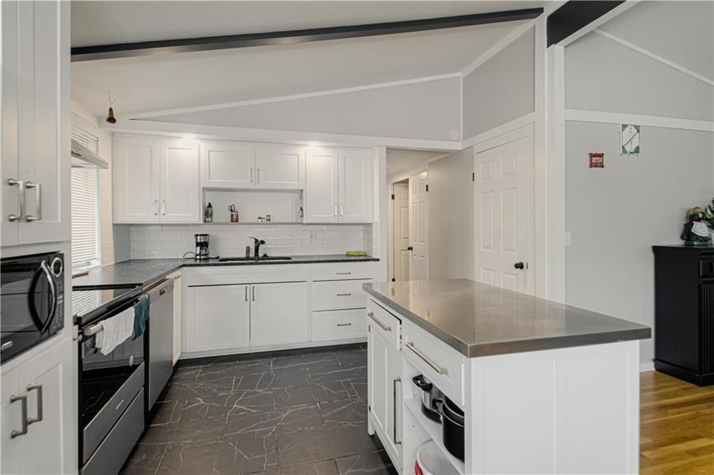 708 S CHESTNUT Avenue — photo 12